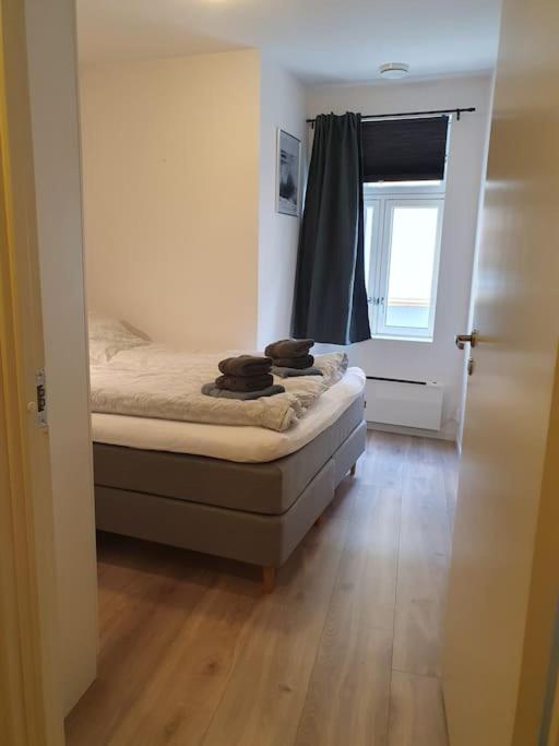 Corner With 2 Bedrooms In The Middle Of The Centre