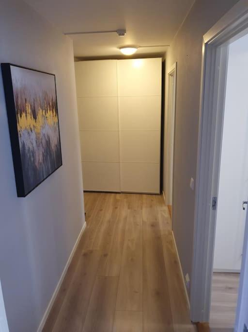 Corner With 2 Bedrooms In The Middle Of The Centre